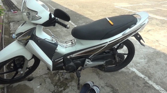 Tự gây thương tích rồi đến công an trình báo bị cướp tiền và xe - Ảnh 1.