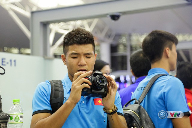 Chùm ảnh: ĐT Việt Nam lên đường sang Hàn Quốc tập huấn, chuẩn bị cho AFF Cup 2018 - Ảnh 13.