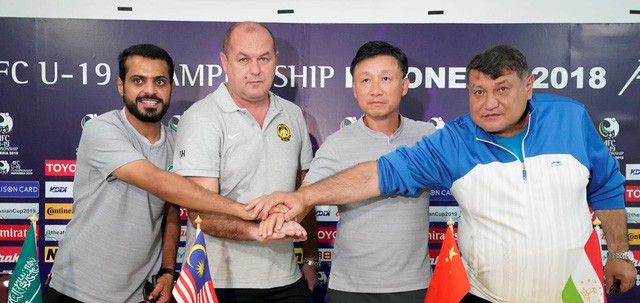 Lịch tường thuật trực tiếp U19 châu Á 2018 ngày 20/10: U19 Ả-rập Xê-út - U19 Malaysia, U19 Tajikistan - U19 Trung Quốc - Ảnh 1. Lịch tường thuật trực tiếp U19 châu Á 2018 ngày 20/10: U19 Ả-rập Xê-út - U19 Malaysia, U19 Tajikistan - U19 Trung Quốc - Ảnh 1.