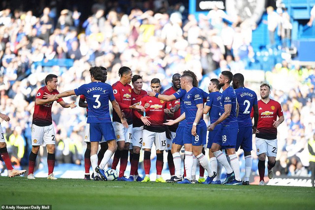 ẢNH: Toàn cảnh trận hòa kịch tính giữa Chelsea và Man Utd trên sân Stamford Bridge - Ảnh 17.