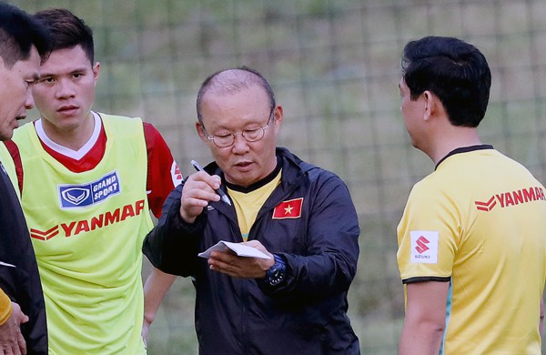 Tập huấn cho AFF Cup 2018: ĐT Việt Nam thắng 2-1 Seoul FC - Ảnh 2.