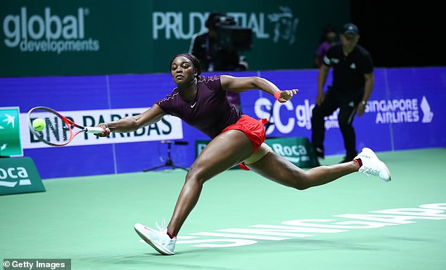 Thắng ngược Stephens, Svitolina vô địch WTA Finals 2018 - Ảnh 1.