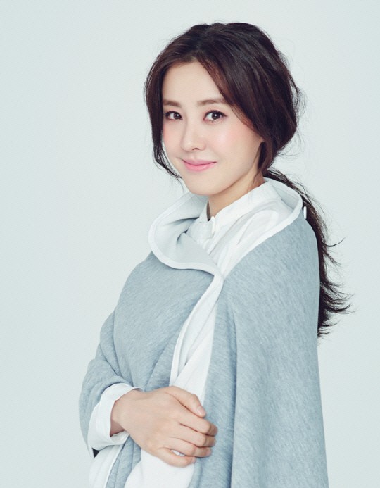 Gặp lại Park Eun Hye trong bộ phim mới Kẻ thù ngọt ngào - Ảnh 1.