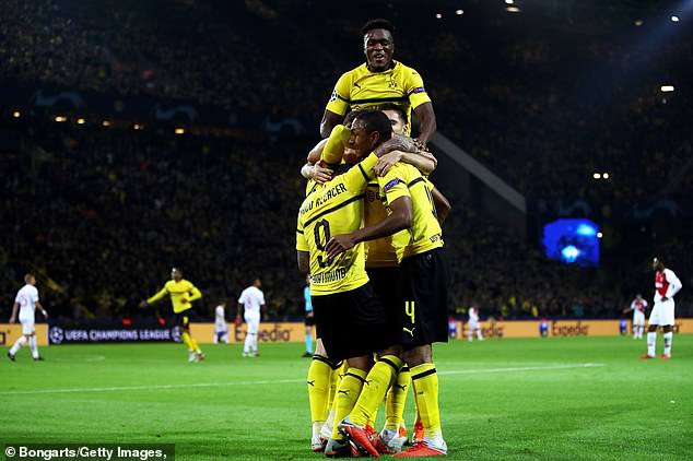 ẢNH: Nhìn lại lượt trận vòng bảng thứ 2 Champions League rạng sáng 4/10 - Ảnh 8.
