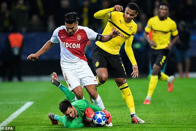 ẢNH: Nhìn lại lượt trận vòng bảng thứ 2 Champions League rạng sáng 4/10 - Ảnh 6.
