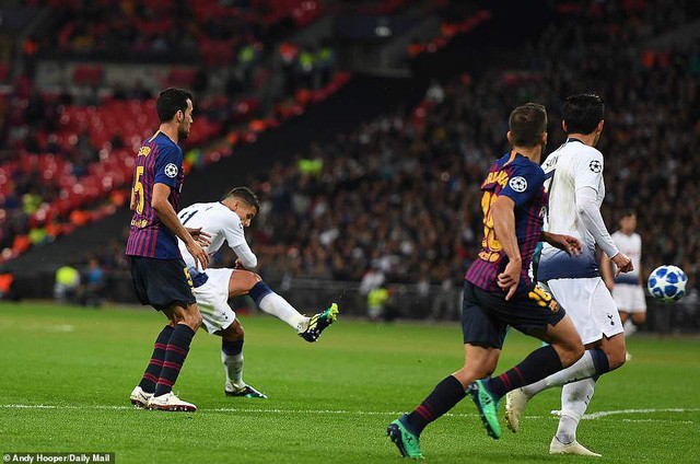 ẢNH: Messi toả sáng, Barcelona đánh bại Tottenham ngay tại Wembley - Ảnh 9.