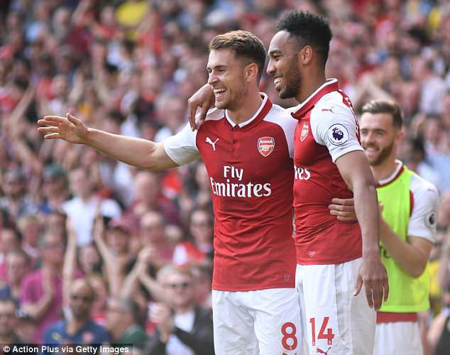 Ramsey và Aubameyang đưa Arsenal vào lịch sử Ngoại hạng Anh - Ảnh 2.