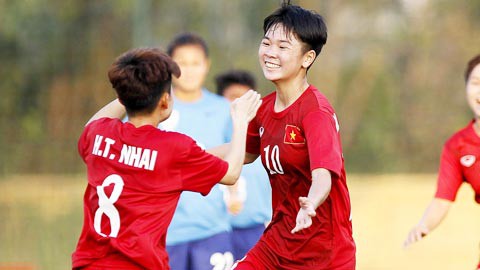 HLV Mai Đức Chung và bài toán thiếu hụt nhân sự ở ĐT U19 Việt Nam - Ảnh 1. HLV Mai Đức Chung và bài toán thiếu hụt nhân sự ở ĐT U19 Việt Nam - Ảnh 1.
