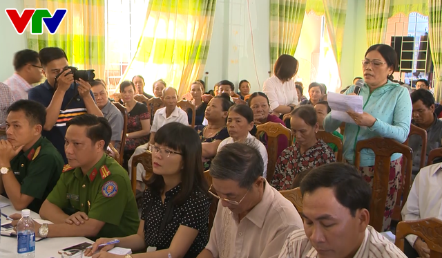 Chính quyền TP. Đà Nẵng đối thoại tìm hướng xử lý ô nhiễm bãi rác Khánh Sơn - Ảnh 1.