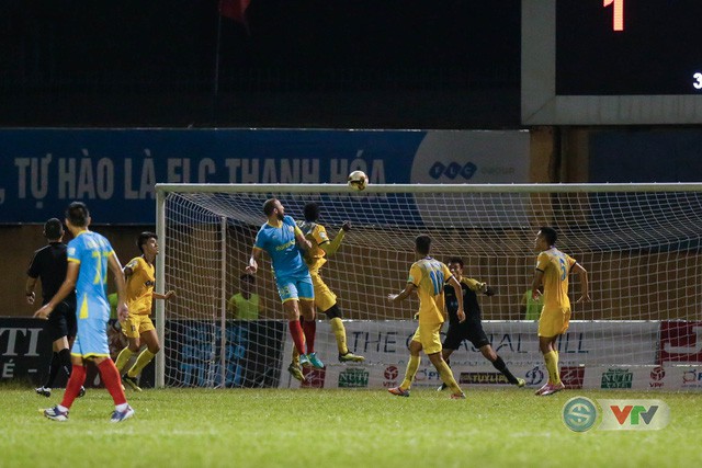 ẢNH: Ngoại binh toả sáng, FLC Thanh Hoá giành ngôi Á quân V.League 2018 - Ảnh 16. ẢNH: Ngoại binh toả sáng, FLC Thanh Hoá giành ngôi Á quân V.League 2018 - Ảnh 16.
