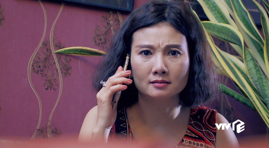 Cung đường tội lỗi - Tập 32: Qu&acirc;n c&oacute; mắc mưu để Ph&uacute; Thịnh mua hết cổ phần b&agrave; Yến? - Ảnh 2.