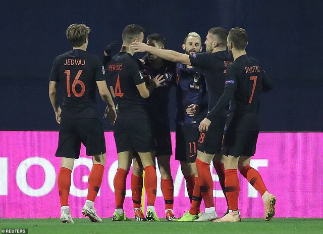 Croatia 3-2 Tây Ban Nha: Chiến thắng nghẹt thở - Ảnh 11. Croatia 3-2 Tây Ban Nha: Chiến thắng nghẹt thở - Ảnh 11.