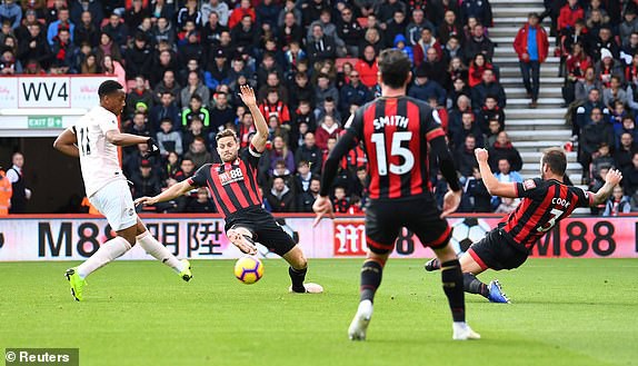 Bournemouth 1-2 Man Utd: Thần tài Rashford ghi bàn thắng vàng - Ảnh 2.