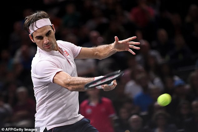 Vượt qua Federer, Djokovic giành quyền vào chung kết Paris Masters 2018 - Ảnh 2.