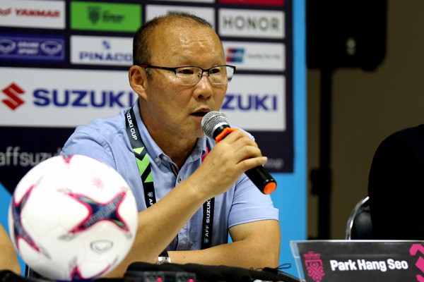 HLV Park Hang-seo hài lòng với 3 điểm đầu tiên tại AFF Suzuki Cup 2018 - Ảnh 1.