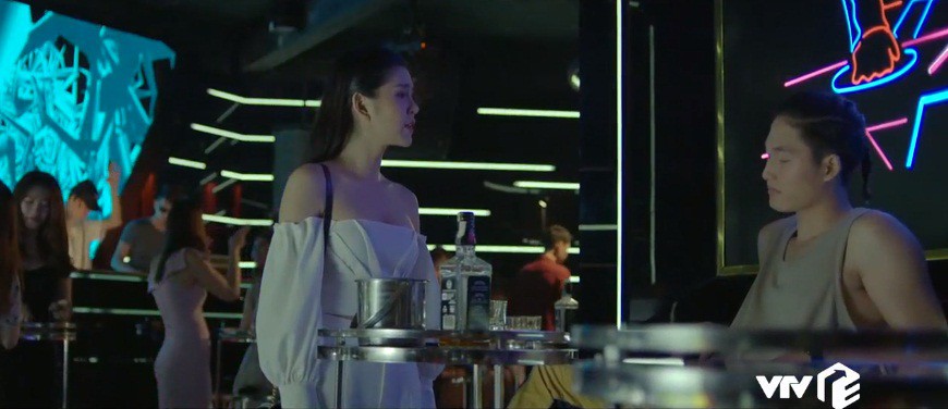 Y&ecirc;u th&igrave; gh&eacute;t th&ocirc;i - Tập 29: Mượn bờ vai của Kim, sếp Nhật Anh bị Du đấm thẳng mặt - Ảnh 6.