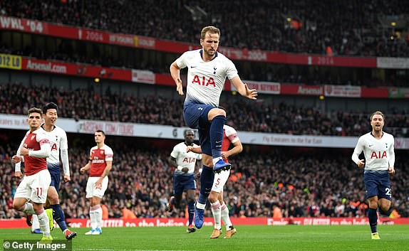 VIDEO Arsenal 4-2 Tottenham: Derby London giàu cảm xúc - Ảnh 2.