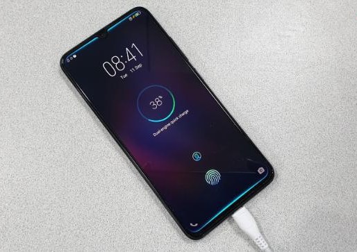 Những xu hướng nổi bật trên thị trường smartphone năm 2018 - Ảnh 7.