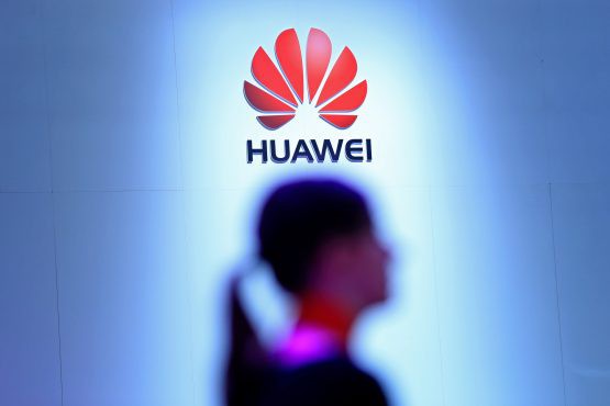 Giữa tâm bão, CEO của Huawei vẫn ca ngợi iPhone - Ảnh 2.