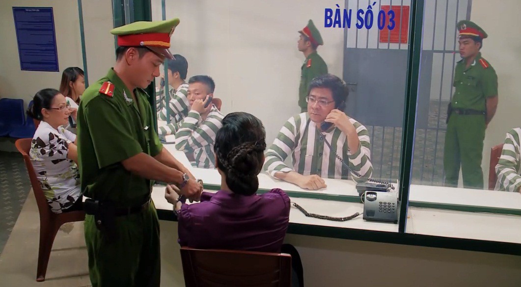 Cung đường tội lỗi - Tập cuối: Qu&acirc;n cưới Minh Ch&acirc;u, c&ocirc; g&aacute;i giống Lan Khanh xuất hiện - Ảnh 4.