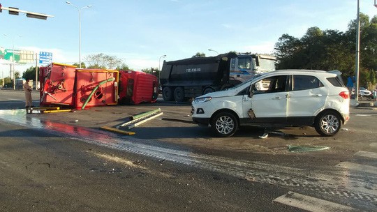 Bà Rịa-Vũng Tàu: Xe cứu hỏa gây tai nạn liên hoàn trên QL 51 - Ảnh 1.