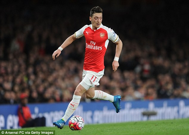 Ozil có thể mừng bản hợp đồng mới bằng một kỷ lục - Ảnh 1. Ozil có thể mừng bản hợp đồng mới bằng một kỷ lục - Ảnh 1.