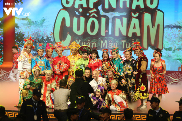 T&aacute;o qu&acirc;n 2018: Ngắm d&agrave;n T&aacute;o &ldquo;bung lụa&rdquo; tr&ecirc;n thi&ecirc;n đ&igrave;nh - Ảnh 3.