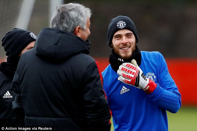 Mourinho lên tiếng khẳng định tương lai của De Gea - Ảnh 1.