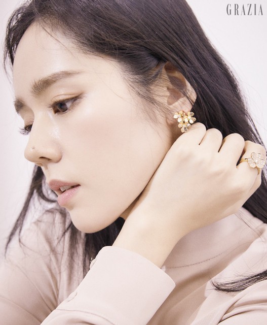 Han Ga In đẹp không góc chết trong loạt ảnh mới - Ảnh 1.