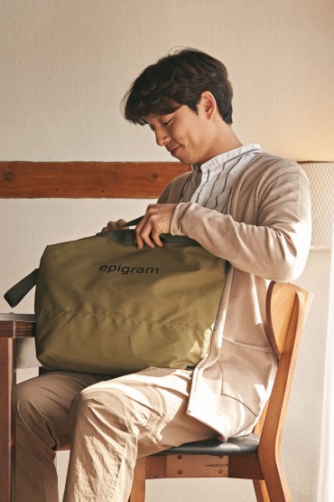 Điêu đứng với hình ảnh mới của Gong Yoo - Ảnh 2.