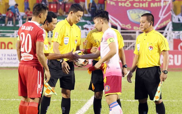 Trọng tài quốc gia trước thềm V-League 2018: Chuẩn bị thật tốt để hoàn thành nhiệm vụ - Ảnh 2.