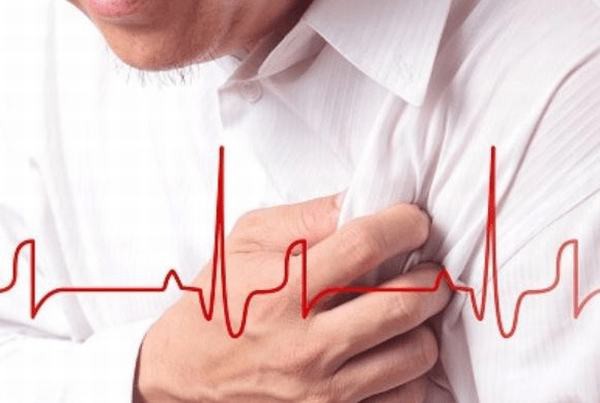 Biến chứng nguy hiểm từ bệnh cao huyết áp - Ảnh 2. Biến chứng nguy hiểm từ bệnh cao huyết áp - Ảnh 2.