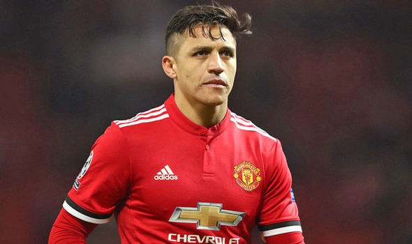 Ăn một mình, Alexis Sanchez tự cô lập mình với MU - Ảnh 1.