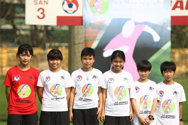 Đội dự tuyển nữ trẻ QG đá giao hữu với U16 nữ Hà Nội hưởng ứng ngày hội bóng đá nữ AFC - Ảnh 13. Đội dự tuyển nữ trẻ QG đá giao hữu với U16 nữ Hà Nội hưởng ứng ngày hội bóng đá nữ AFC - Ảnh 13.