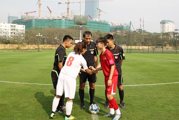 Đội dự tuyển nữ trẻ QG đá giao hữu với U16 nữ Hà Nội hưởng ứng ngày hội bóng đá nữ AFC - Ảnh 8. Đội dự tuyển nữ trẻ QG đá giao hữu với U16 nữ Hà Nội hưởng ứng ngày hội bóng đá nữ AFC - Ảnh 8.