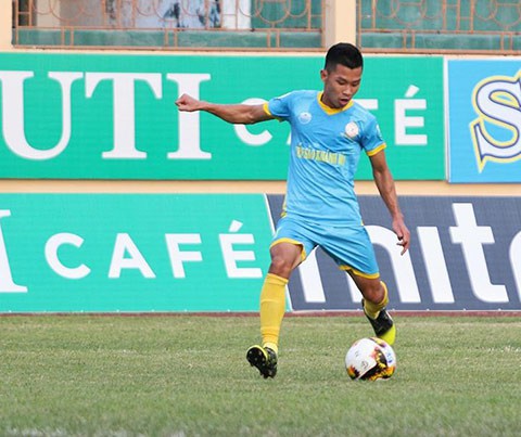 Vòng 5 Nuti Café V.League 2018: Bạo lực sân cỏ trở lại - Ảnh 1.