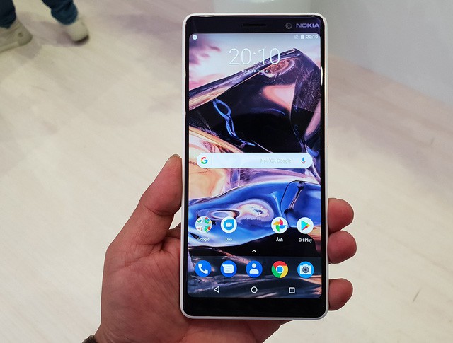 Trên tay Nokia 7 Plus: Smartphone tràn viền đầu tiên của Nokia - Ảnh 7.