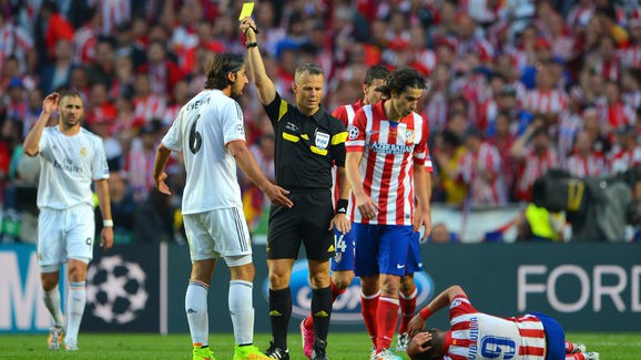 UEFA công bố trọng tài bắt chính trận Bayern Munich - Real Madrid - Ảnh 2.