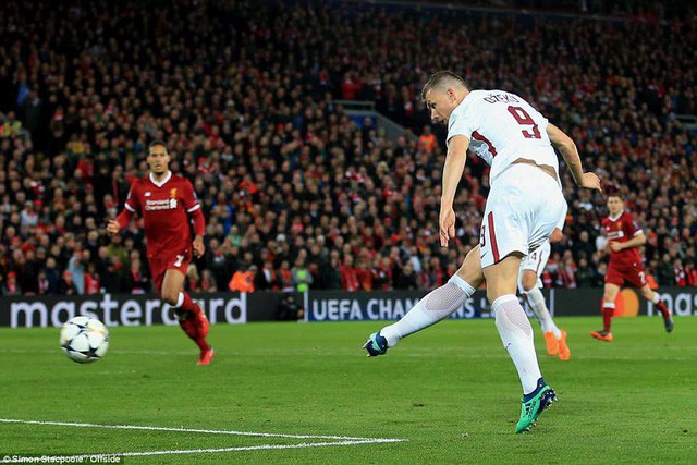 ẢNH: Nhìn lại Liverpool đánh bại Roma với tỉ số 5-2 tại lượt đi bán kết Champions League  - Ảnh 17.