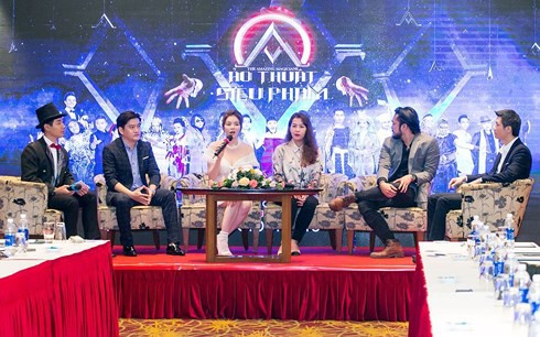 Lý Nhã Kỳ ngồi ghế nóng gameshow dành cho ảo thuật gia - Ảnh 1.