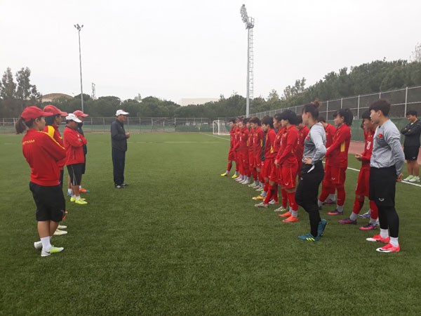 HLV Mai Đức Chung: “Chúng ta sẽ làm tốt vì chúng ta đã có một nền tảng thể lực tương đối tốt” - Ảnh 1. HLV Mai Đức Chung: “Chúng ta sẽ làm tốt vì chúng ta đã có một nền tảng thể lực tương đối tốt” - Ảnh 1.