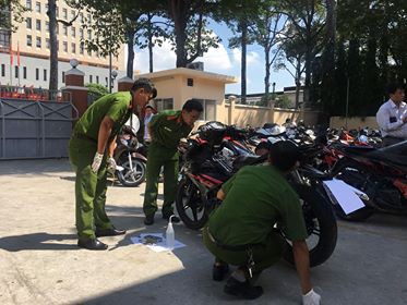 Công an TP.HCM họp báo khẩn sau khi vây bắt thành công 2 nghi can đâm chết hiệp sĩ - Ảnh 5.