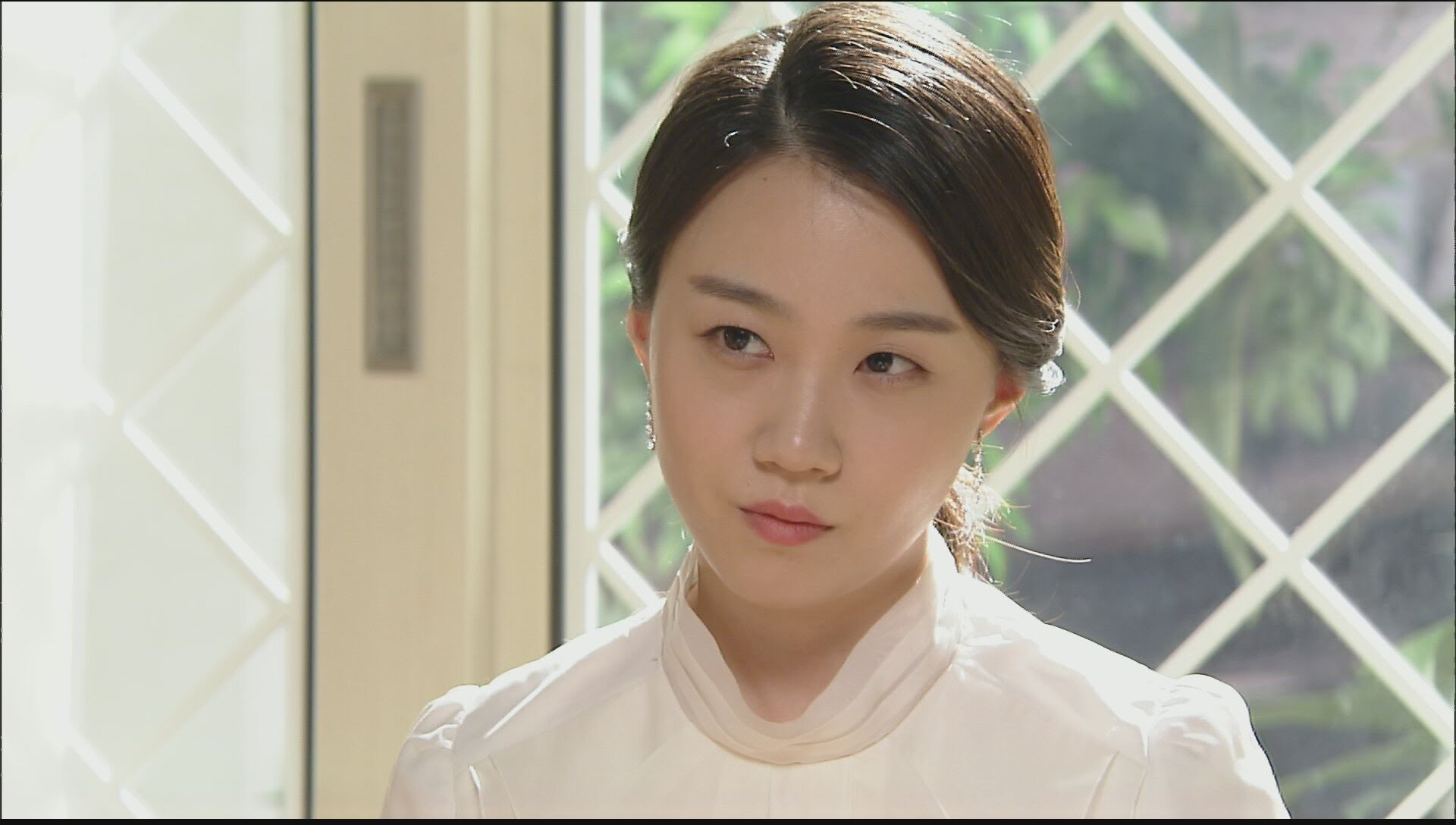 Điểm danh dàn diễn viên trong phim Đêm trắng ở Apgujeong - Ảnh 3. Điểm danh dàn diễn viên trong phim Đêm trắng ở Apgujeong - Ảnh 3.