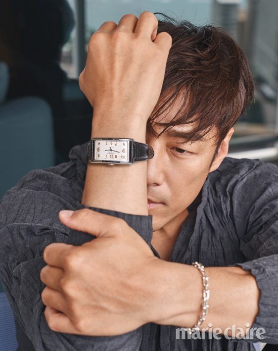 Ji Jin Hee đầy sức hút ở tuổi U50 - Ảnh 3.