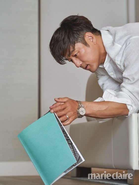 Ji Jin Hee đầy sức hút ở tuổi U50 - Ảnh 5.