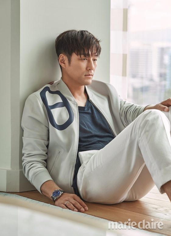 Ji Jin Hee đầy sức hút ở tuổi U50 - Ảnh 8.