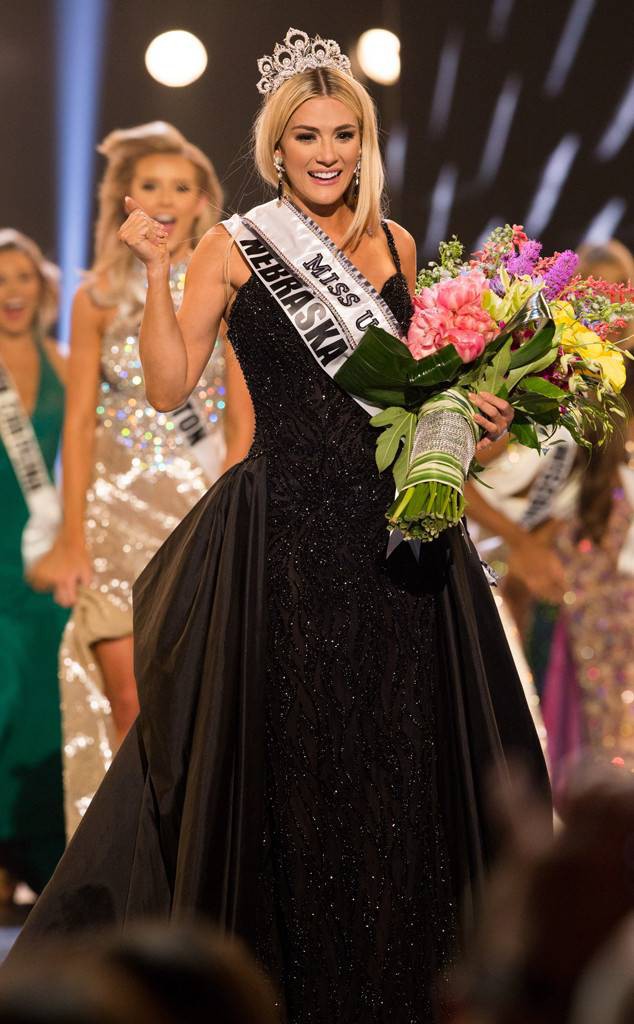 Cô nàng nấm lùn đăng quang Hoa hậu Mỹ (Miss USA) 2018 - Ảnh 4.