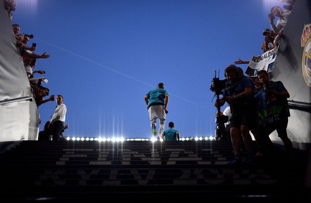 ẢNH: Những khoảnh khắc đáng nhớ trong trận chung kết Champions League giữa Real Madrid và Liverpool - Ảnh 2.