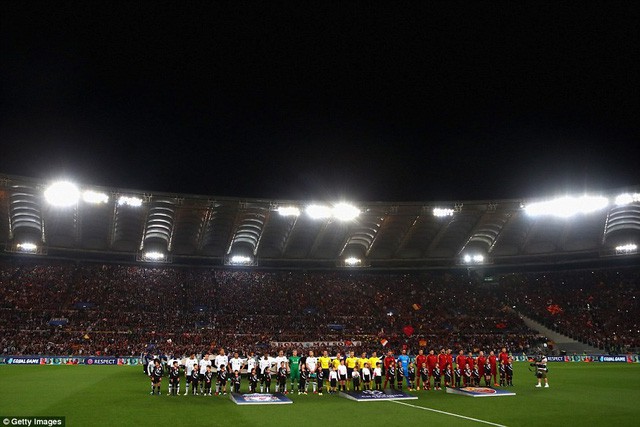 Chùm ảnh: Liverpool bước vào chung kết Champions League sau 11 năm chờ đợi - Ảnh 1.