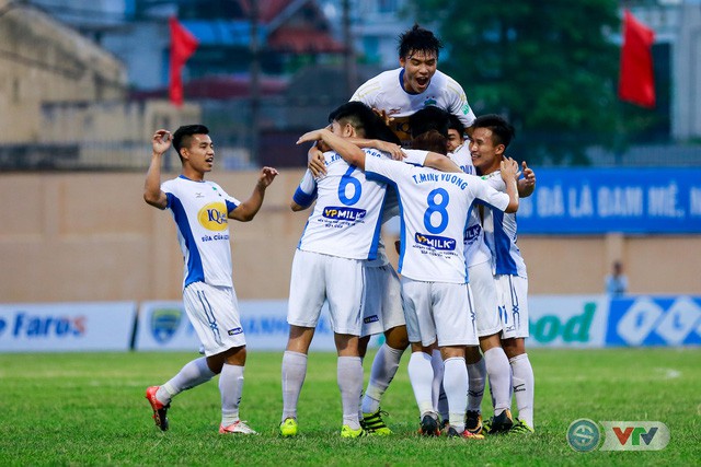 CLB Hà Nội và HAGL cùng thiết lập kỷ lục sau vòng 10 Nuti Café V.League - Ảnh 2.